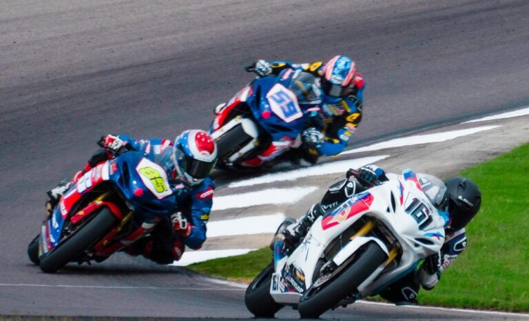 Maxi Gerardo volvió a destacarse en MotoAmerica