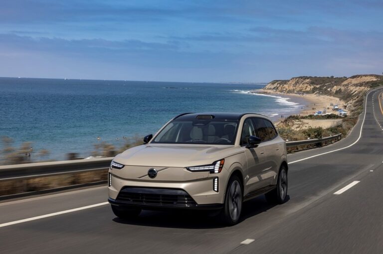 Volvo EX90: El SUV insignia eléctrico que redefine el camino