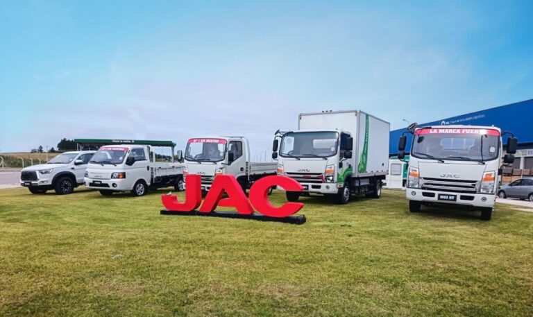 JAC Motors cierra el 2024 con test drive en la UAM